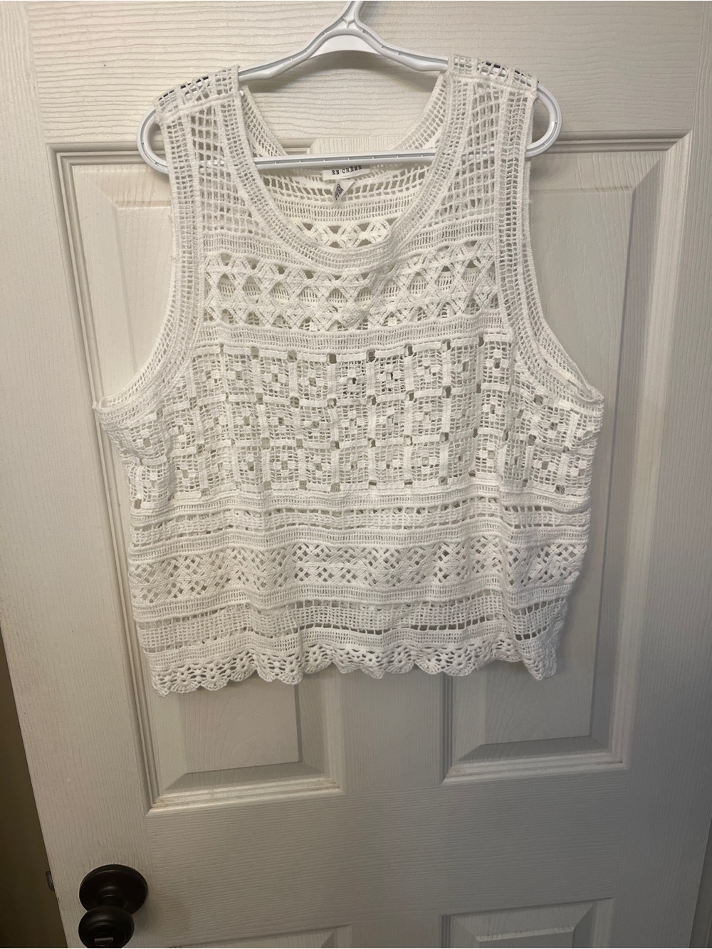 En Creme white Crochet Lace Tank Top one size